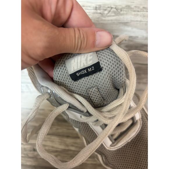 Nike Shox M2 Women's Athletic Shoes - Size 8.5 - Picture 4 of 8